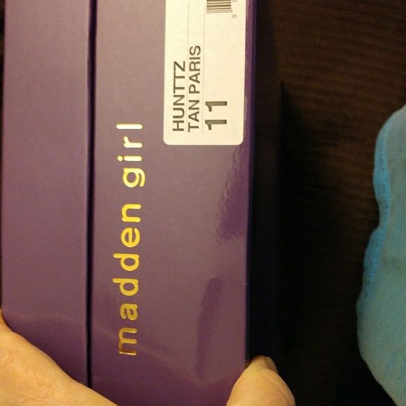 Madden Girl Huntzz Tan Paris booties - Picture 2 of 3